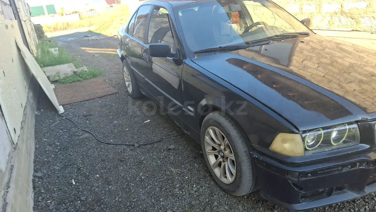 BMW 3 Series, 1992