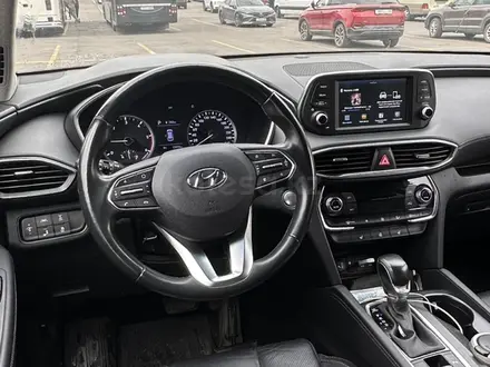 Hyundai Santa Fe 2021 года за 13 700 000 тг. в Алматы – фото 8