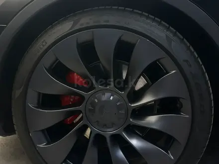 Tesla Model Y Performance 2023 года за 18 000 000 тг. в Алматы – фото 9