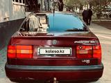 Volkswagen Passat 1994 годаүшін1 400 000 тг. в Актобе – фото 2