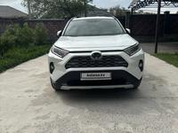 Toyota RAV4 2021 года за 22 500 000 тг. в Алматы