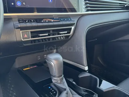 Toyota Camry 2024 года за 22 500 000 тг. в Астана – фото 10