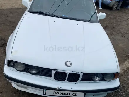 BMW 520 1993 года за 1 300 000 тг. в Уральск – фото 4