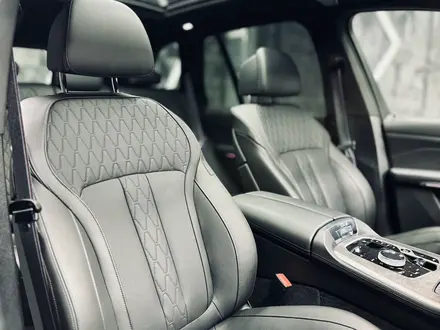 BMW X5 2025 года за 66 000 000 тг. в Алматы – фото 31