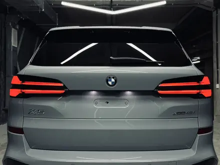 BMW X5 2025 года за 66 000 000 тг. в Алматы – фото 45