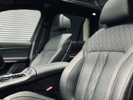 BMW X5 2025 года за 66 000 000 тг. в Алматы – фото 15