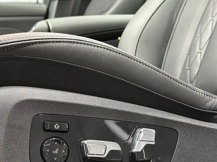 BMW X5 2025 года за 66 000 000 тг. в Алматы – фото 14