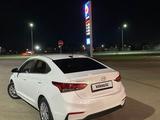 Hyundai Accent 2018 года за 6 950 000 тг. в Актобе – фото 4