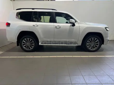 Toyota Land Cruiser Premium 2023 года за 63 700 000 тг. в Актобе – фото 6