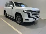 Toyota Land Cruiser Premium 2023 годаfor63 700 000 тг. в Актобе