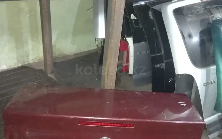 Крышка багажника опель вектра с седанүшін30 000 тг. в Караганда