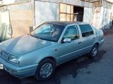 Volkswagen Vento 1994 года за 1 100 000 тг. в Астана – фото 4
