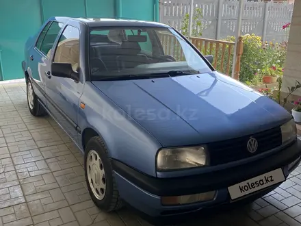 Volkswagen Vento 1993 года за 1 950 000 тг. в Алматы – фото 3