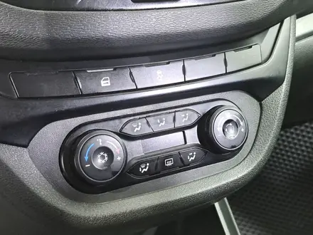 ВАЗ (Lada) Vesta 2021 года за 4 390 000 тг. в Алматы – фото 20