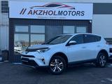 Toyota RAV4 2018 года за 12 500 000 тг. в Караганда