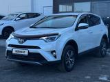 Toyota RAV4 2018 года за 12 500 000 тг. в Караганда – фото 2