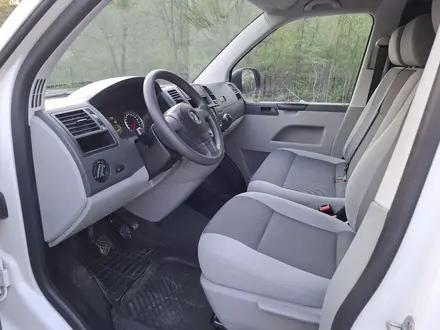Volkswagen Transporter 2015 года за 13 700 000 тг. в Алматы – фото 12
