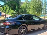 Toyota Camry 2022 года за 11 200 000 тг. в Тараз – фото 4