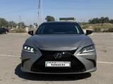 Lexus ES 350 2021 года за 21 000 000 тг. в Алматы