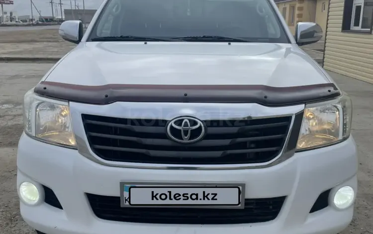 Toyota Hilux 2013 годаfor12 200 000 тг. в Актау