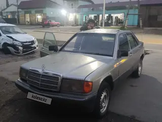 Mercedes-Benz 190