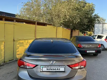 Hyundai Elantra 2014 года за 6 500 000 тг. в Актау – фото 3