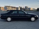 Mercedes-Benz E 220 1995 годаfor2 800 000 тг. в Талдыкорган – фото 2