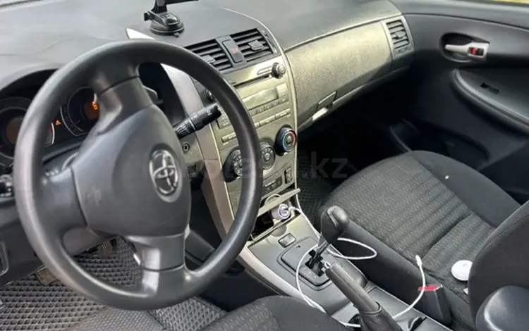 Toyota Corolla 2007 годаfor4 000 000 тг. в Уральск