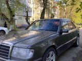 Mercedes-Benz E 220 1993 годаүшін2 000 000 тг. в Кокшетау – фото 2