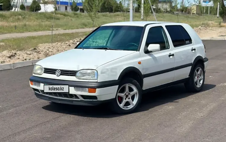 Volkswagen Golf 1993 годаүшін1 200 000 тг. в Тараз