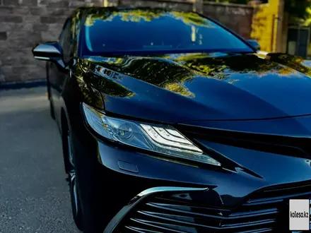 Toyota Camry 2019 года за 13 800 000 тг. в Астана – фото 4