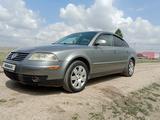 Volkswagen Passat 2004 годаүшін2 800 000 тг. в Актобе – фото 3