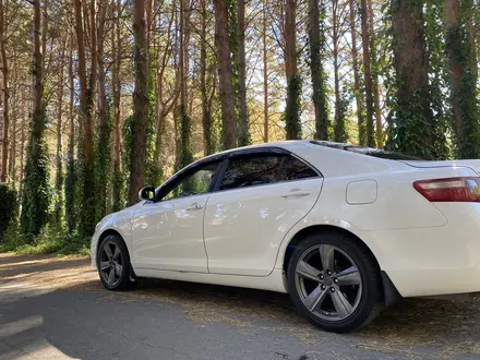 Toyota Camry 2011 года за 7 700 000 тг. в Талдыкорган – фото 2