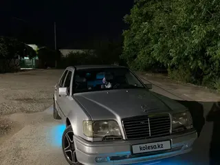 Mercedes-Benz E 280