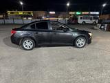Chevrolet Cruze 2013 года за 2 700 000 тг. в Караганда – фото 3