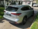 Toyota Highlander 2022 года за 24 000 000 тг. в Алматы – фото 4