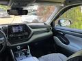 Toyota Highlander 2022 годаүшін24 000 000 тг. в Алматы – фото 11