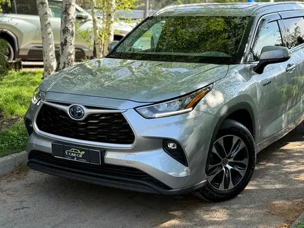 Toyota Highlander 2022 года за 24 000 000 тг. в Алматы – фото 2