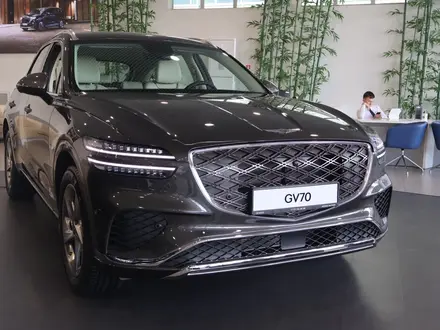Genesis GV70 2.5T 2025 года за 28 390 000 тг. в Астана – фото 10
