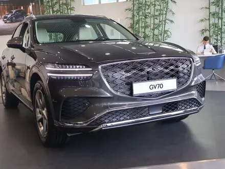 Genesis GV70 2.5T 2025 года за 28 390 000 тг. в Астана – фото 2