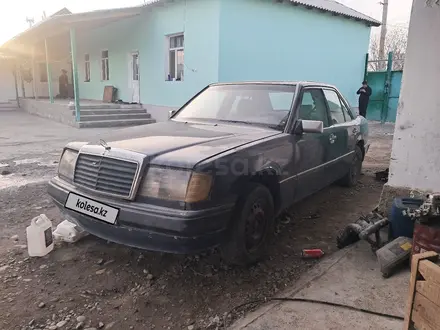 Mercedes-Benz E 200 1992 года за 750 000 тг. в Туркестан