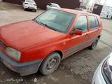 Volkswagen Golf 1995 года за 750 000 тг. в Семей – фото 3