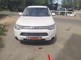 Mitsubishi Outlander 2013 года за 6 600 000 тг. в Уральск – фото 2