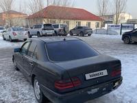 Mercedes-Benz E 280 1996 годаүшін2 700 000 тг. в Астана