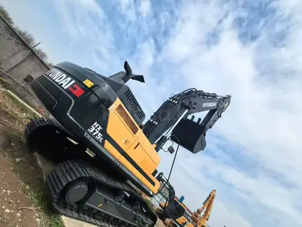 Hyundai 2024 года за 57 000 000 тг. в Алматы – фото 2