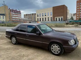 Mercedes-Benz E 280