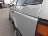 Volkswagen Passat 1993 года за 2 400 000 тг. в Алматы – фото 4