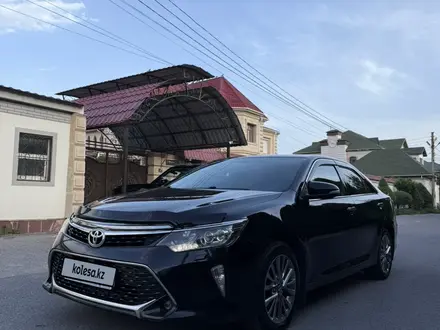 Toyota Camry 2017 года за 12 900 000 тг. в Шымкент – фото 3