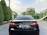 Toyota Camry 2017 годаүшін12 900 000 тг. в Шымкент – фото 5