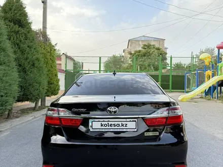 Toyota Camry 2017 года за 12 900 000 тг. в Шымкент – фото 5